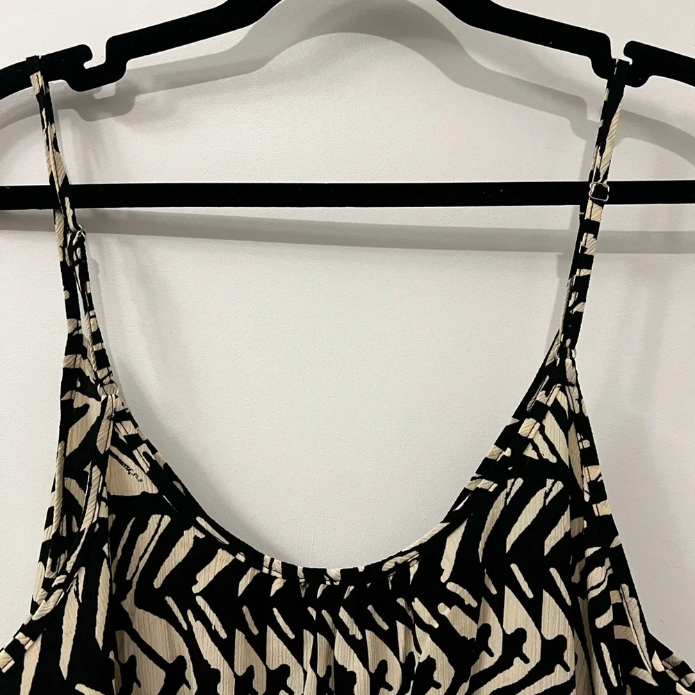 Women’s Black and White Casual Jumpsuit - Picture 6 of 11